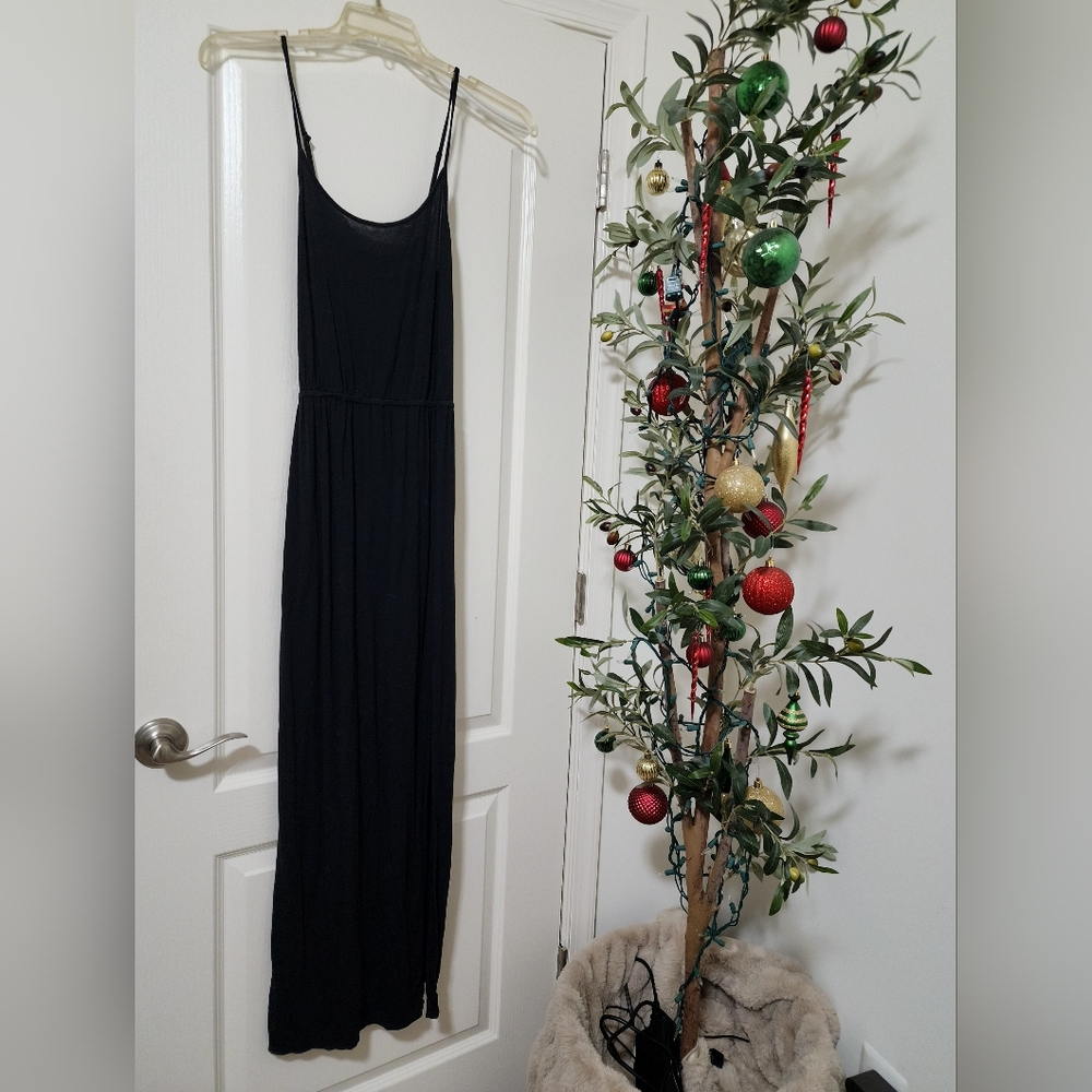 American Eagle Soft & Sexy Black Maxi Dress